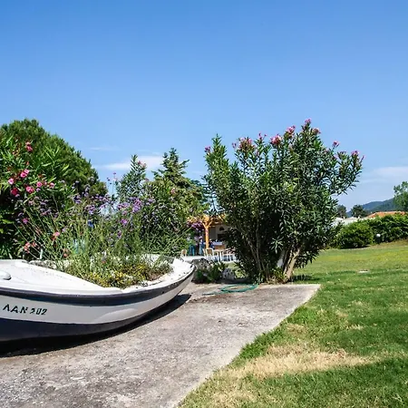 Kokkinos מלון דירות וורוורו