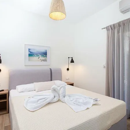 Kokkinos מלון דירות