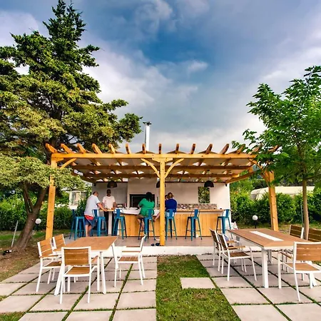 Kokkinos Hotel apartamentowy 3*