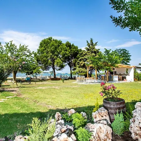 Hotel apartamentowy Kokkinos Vourvourou