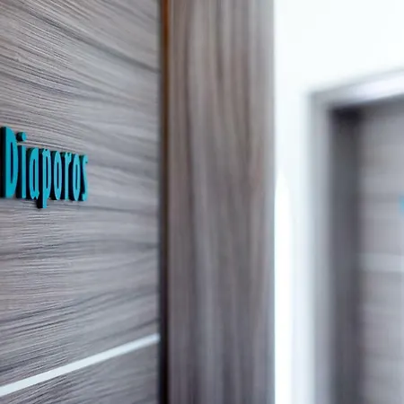 מלון דירות Kokkinos 3*