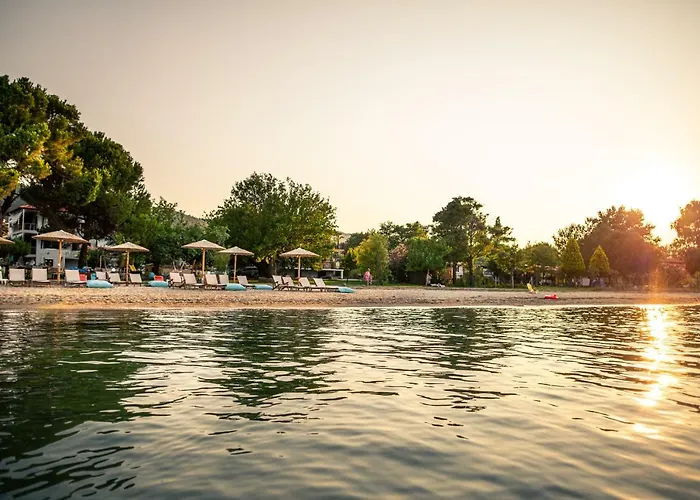 Kokkinos 3* Vourvourou