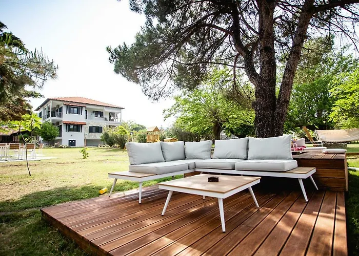 Apart-hotel Kokkinos 3*