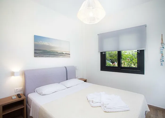 Apart-hotel Kokkinos